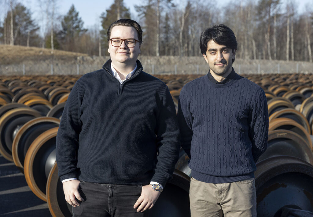 Erik och Alborz optimerar Duroc Rails transporter – “Ett väldigt givande examensarbete”